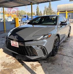 تۆیۆتا کامری